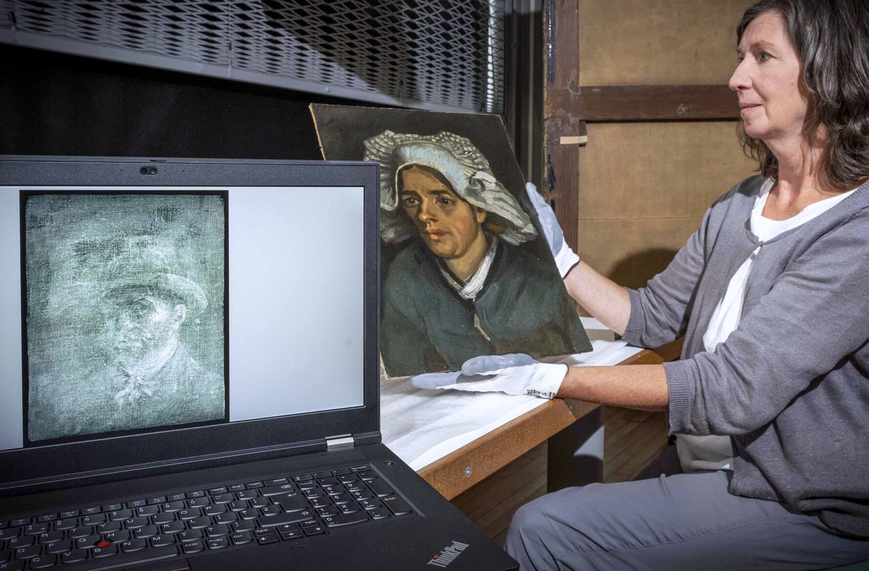 Hidden Van Gogh self-portrait found behind another painting